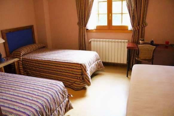 Hotel Miralba Alba de los Cardaños Zewnętrze zdjęcie
